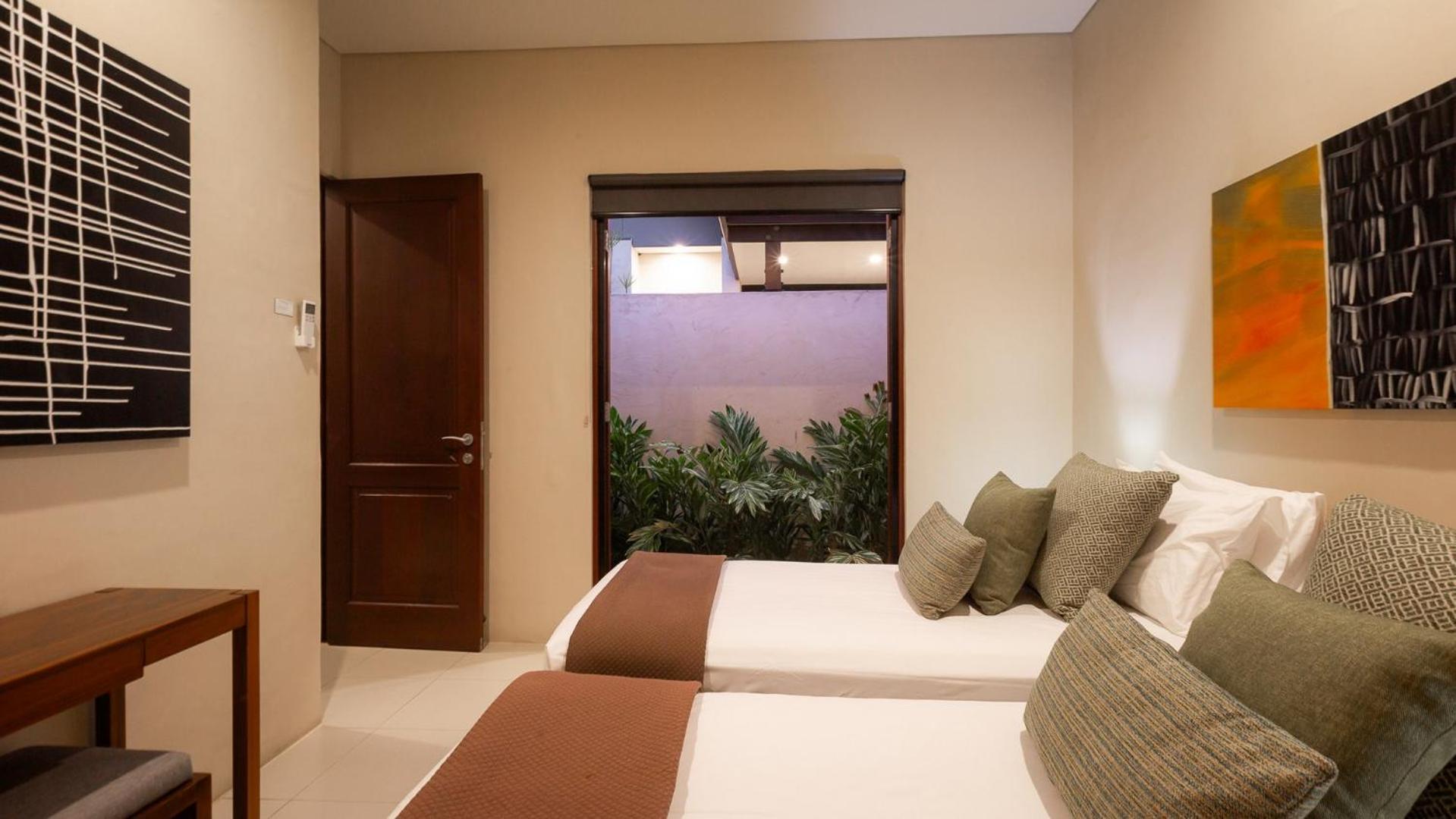 Niramaya Villas And Spa Port Douglas Exterior photo