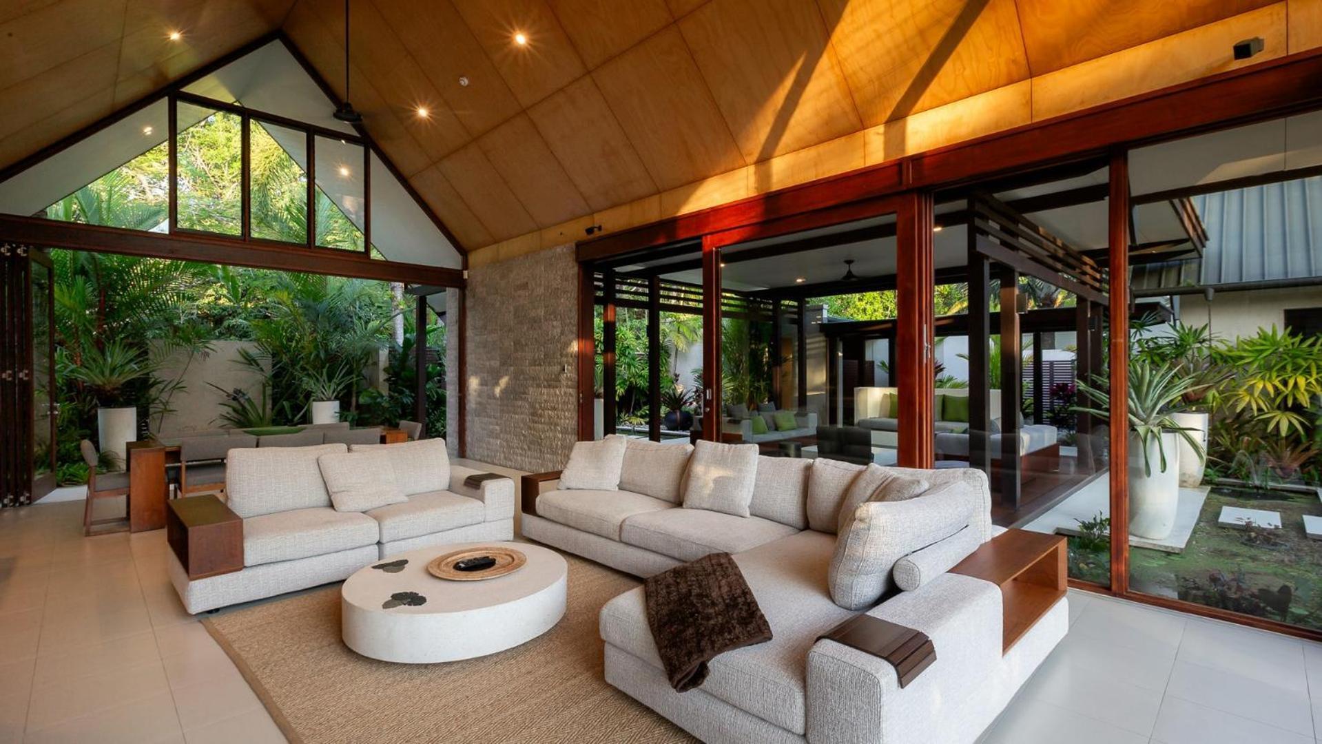 Niramaya Villas And Spa Port Douglas Exterior photo