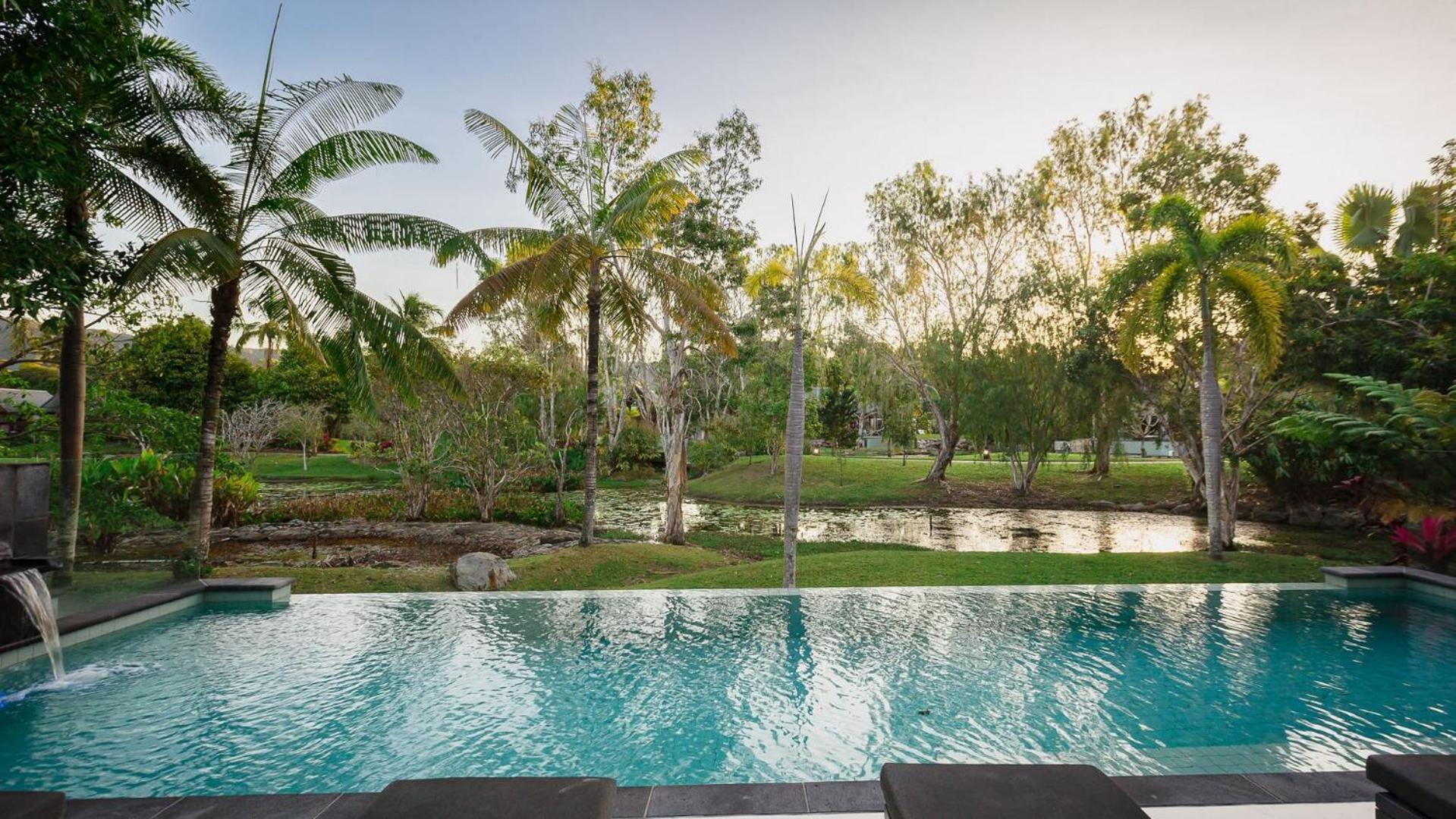 Niramaya Villas And Spa Port Douglas Exterior photo